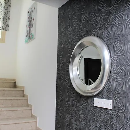 Avrora 4 Bedroom In Pernera Villa Paralimni