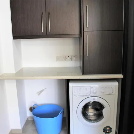 Avrora 4 Bedroom In Pernera Paralimni