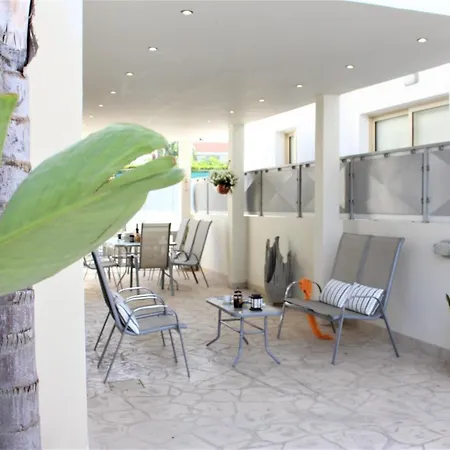Avrora 4 Bedroom In Pernera Villa *