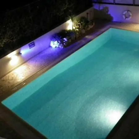 Avrora 4 Bedroom In Pernera Villa Paralimni